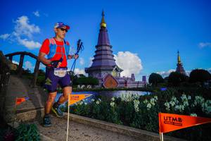 BIB: 6168
                            <button type="button" onclick="openModal(19235609)" class="btn btn-primary btn-sm float-right btn-popup" data-toggle="modal" data-target=".modal-high-quality">
                        <i class="fas fa-shopping-cart"></i> Add to Cart
                    </button>
                                            <button type="button" onclick="isThisMe(19235609, true)" class="btn btn-success btn-sm float-right btn-popup btn-isme hidden" data-toggle="tooltip" data-placement="bottom" title="นี่คือรูปของคุณใช่ไหม คลิกที่นี่เพื่อเอาเข้าอัลบั้ม">
                        <i class="fas fa-plus"></i> Add to album
                    </button>
                    <button type="button" onclick="isThisMe(19235609, false)" class="btn btn-warning btn-sm float-right btn-popup btn-isnotme hidden">
                        <i class="fas fa-ban"></i> Remove from album
                    </button>